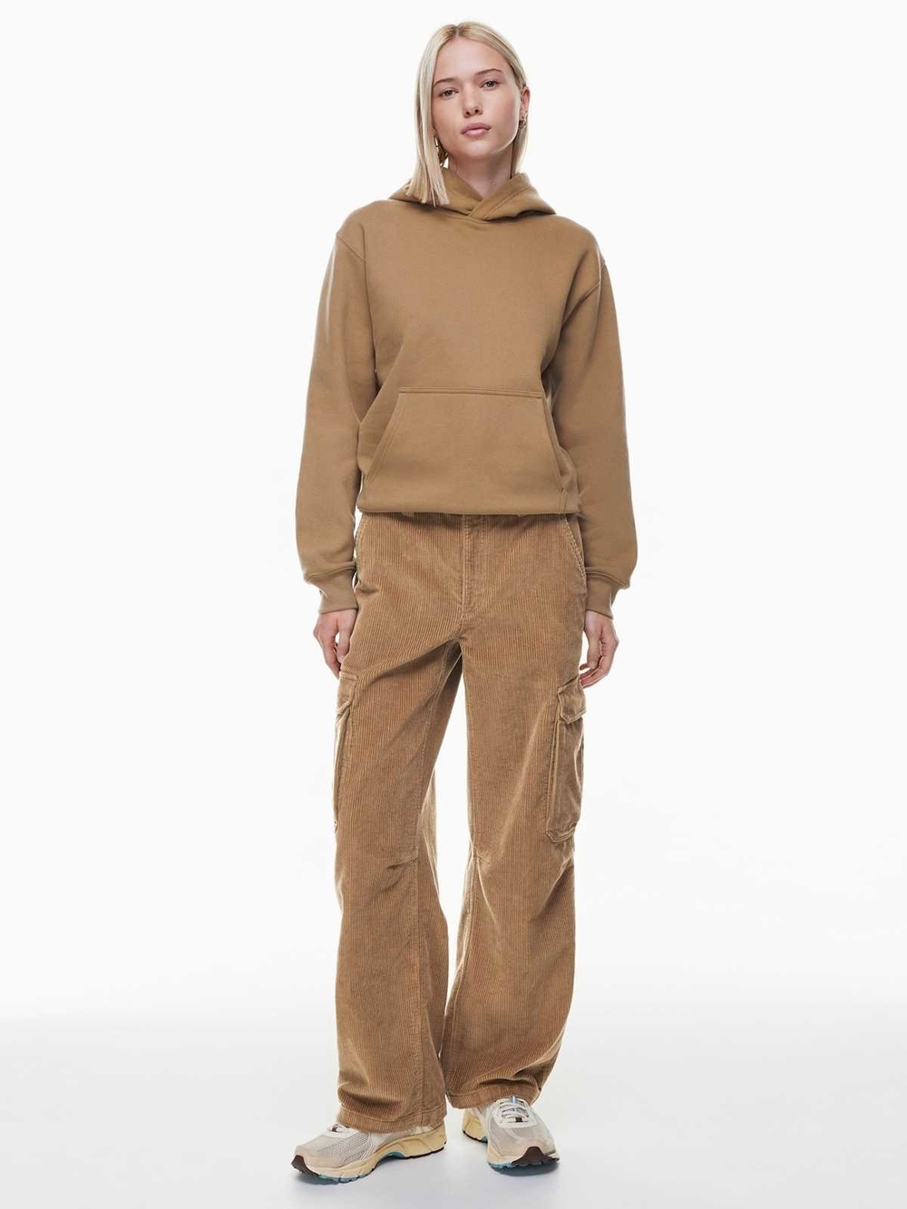 Wide-Leg Corduroy Cargo Pants in Camel